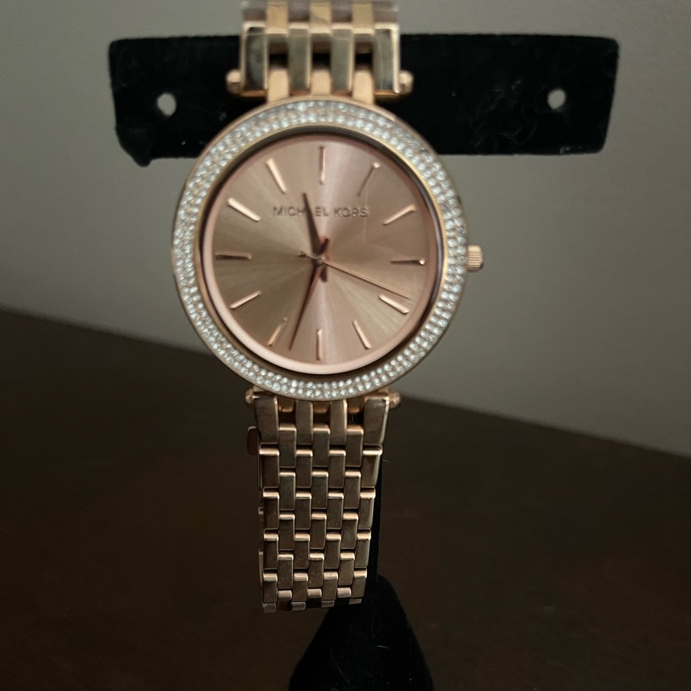 Michael Kors Rose gold watch
